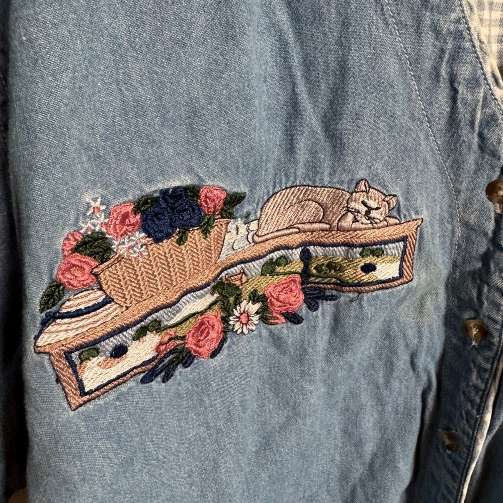 Vintage Cottagecore Quizz Again Embroidered Cat Denim Shirt Large Blue - Picture 2 of 5
